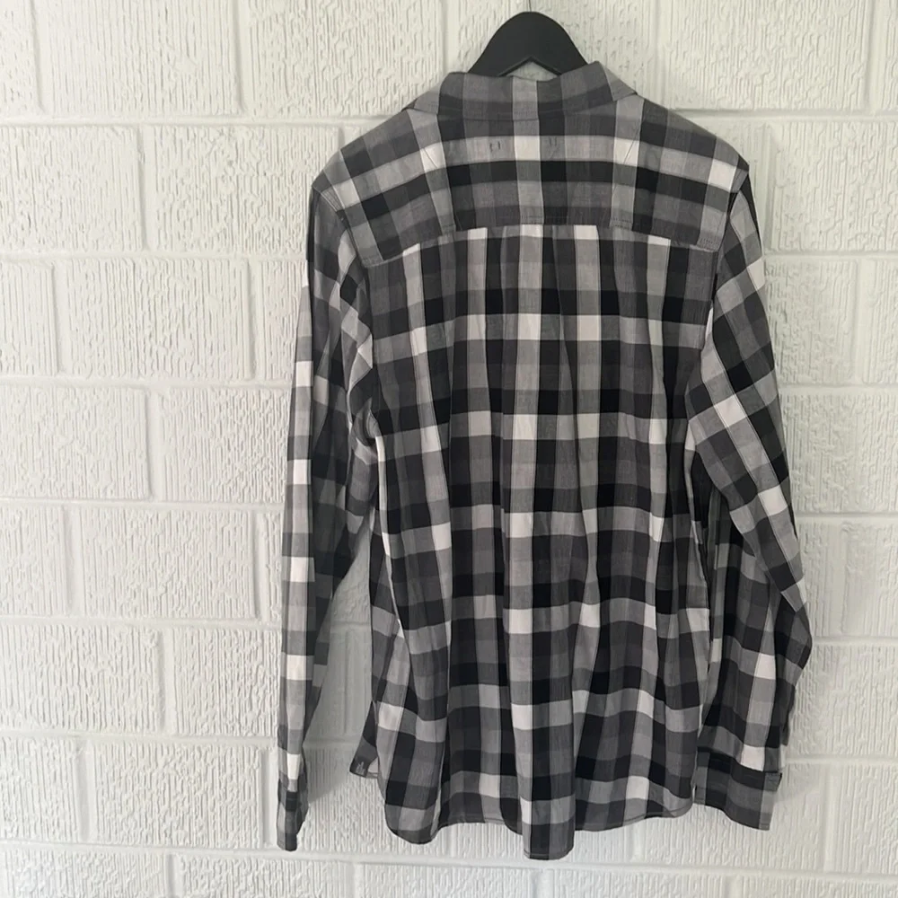 The North Face Men’s Arroyo Plaid Flannel Long Sleeve Button Down - Size Large